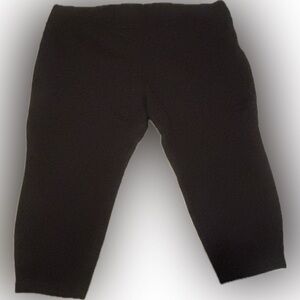 Torrid Studio Black Pull-On Cropped Pants